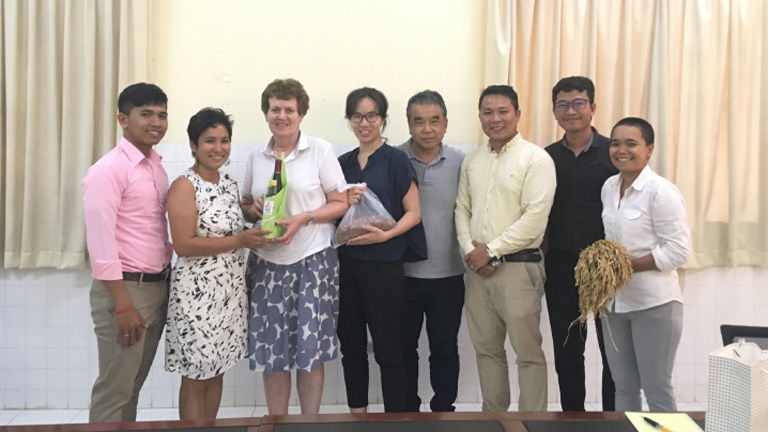 Image: Wendy was presented with tropical fruit wine and coconut oil produced on the university campus.
Far right: Harvested floating rice