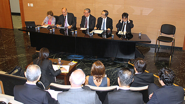 A Fundação Mitsui patrocinou um simpósio internacional de direito na USP - 2014