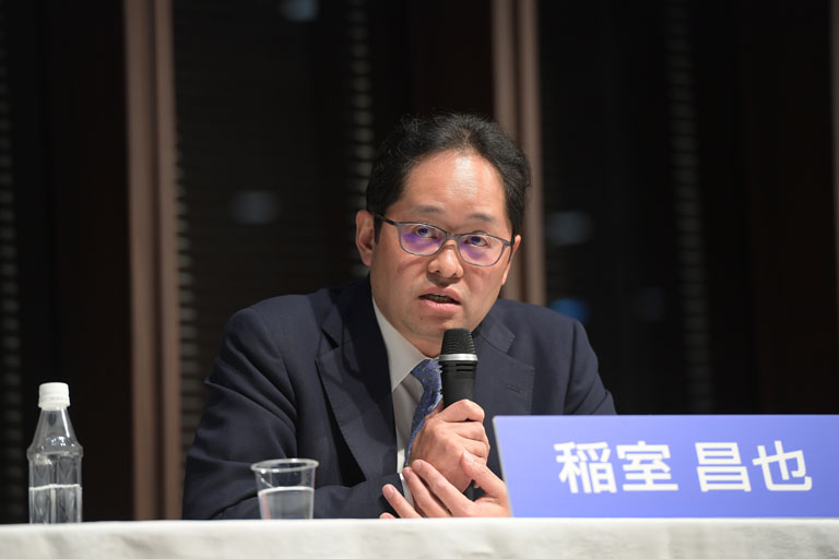 General Manager, Investor Relations Division, Masaya Inamuro participated in the panel discussion “The essence of Investor Relations and sustainable growth” after the award ceremony.