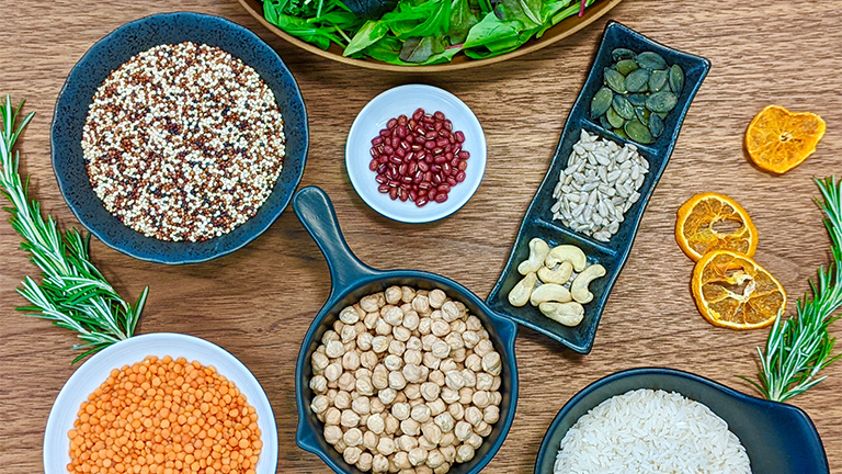 Rice & Pulses – Image of raw materials