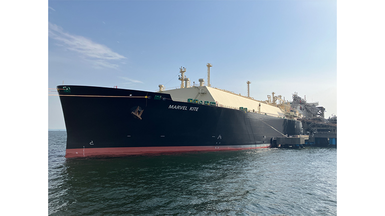 Photo of the LNG tanker during the unloading