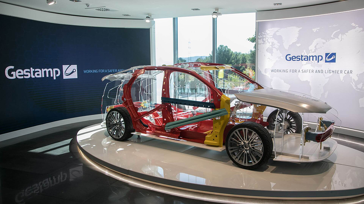 変わりつつある自動車産業に、より付加価値のある「鉄」を