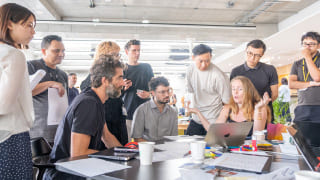 Moon Creative Lab Inc.ベンチャースタジオ キャリア あなたの創造力が未来を照らす「光」になる。