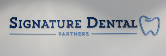 Signature Dental Partners 会社Logo