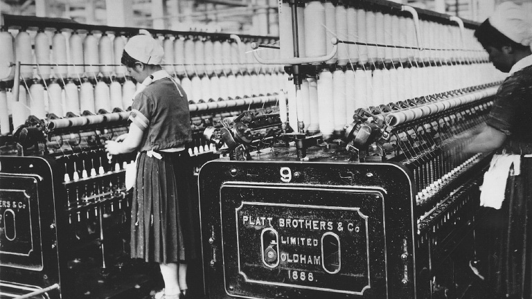 英国プラット社の紡績機械（1888年生、大日本紡績平野工場）